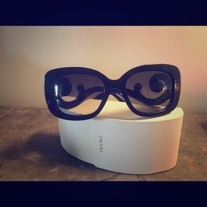 Prada Baroque Sunglasses- never been worn!